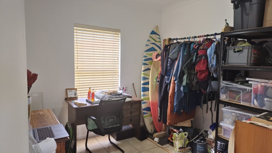 To Let 2 Bedroom Property for Rent in Milnerton Central Western Cape